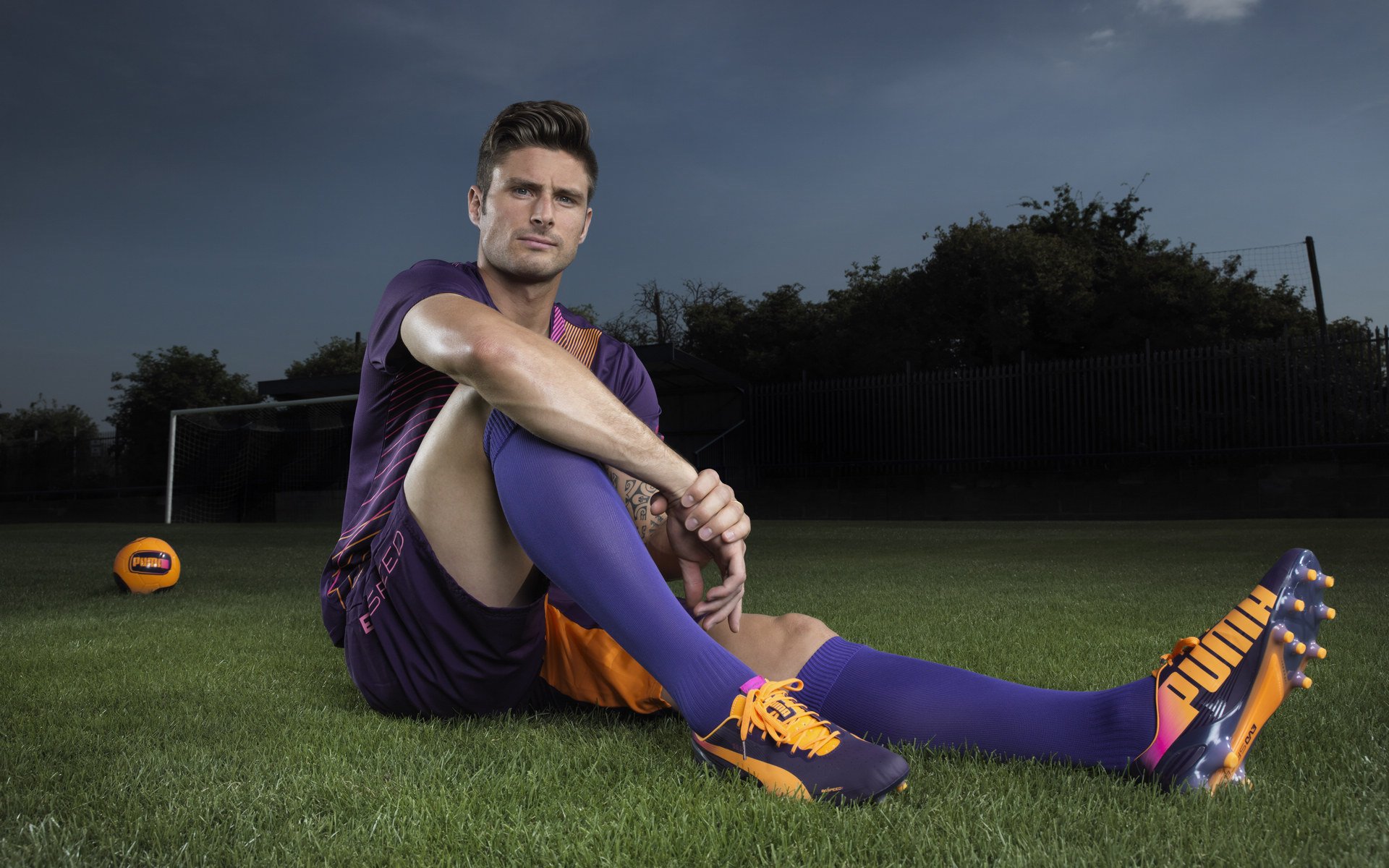 世界杯精彩瞬间：每个鏖战都令人热血沸腾！，世界杯场面