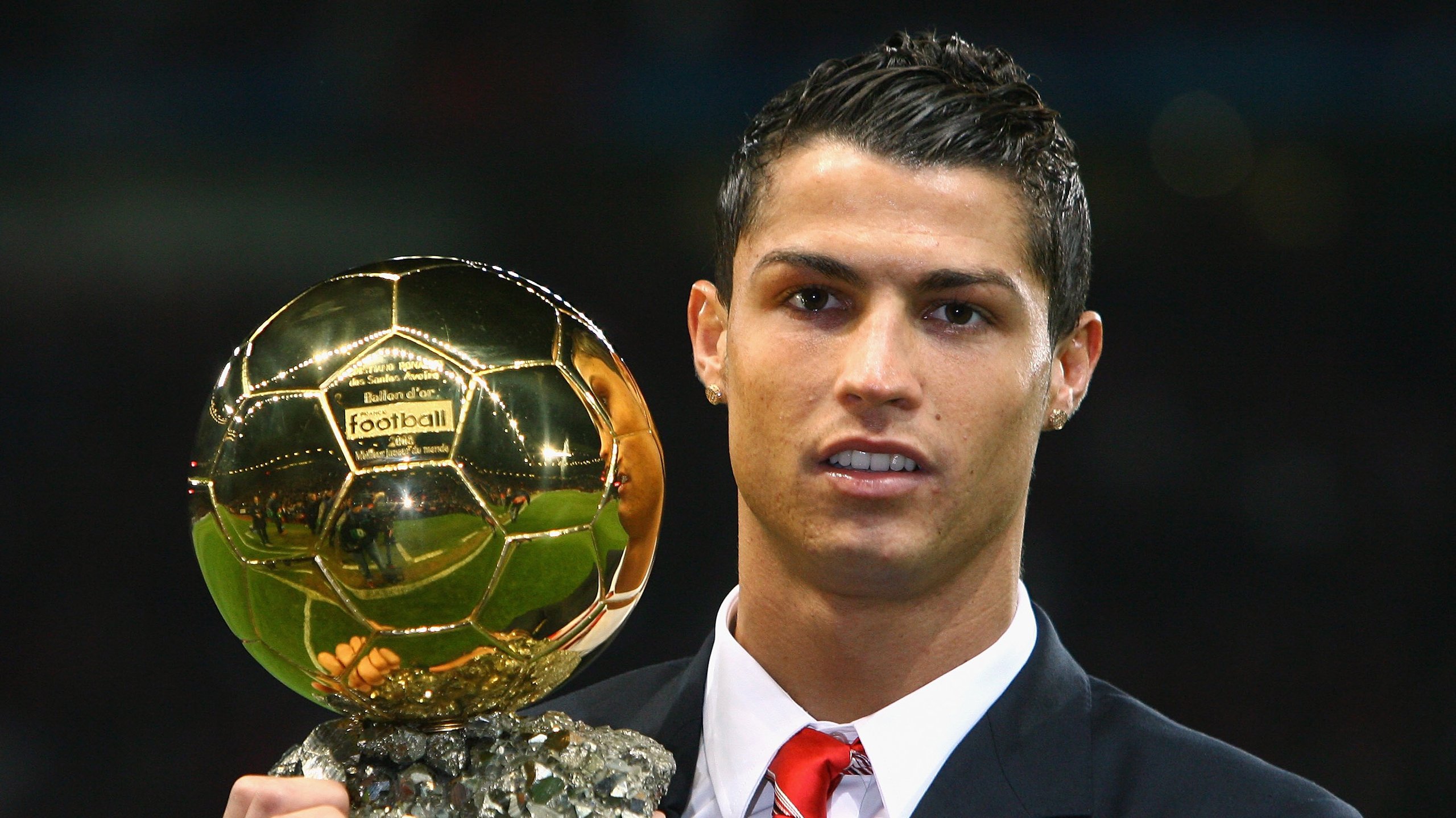 中国足球联赛比赛规则持续完善提高公平性，中国足球联赛体系