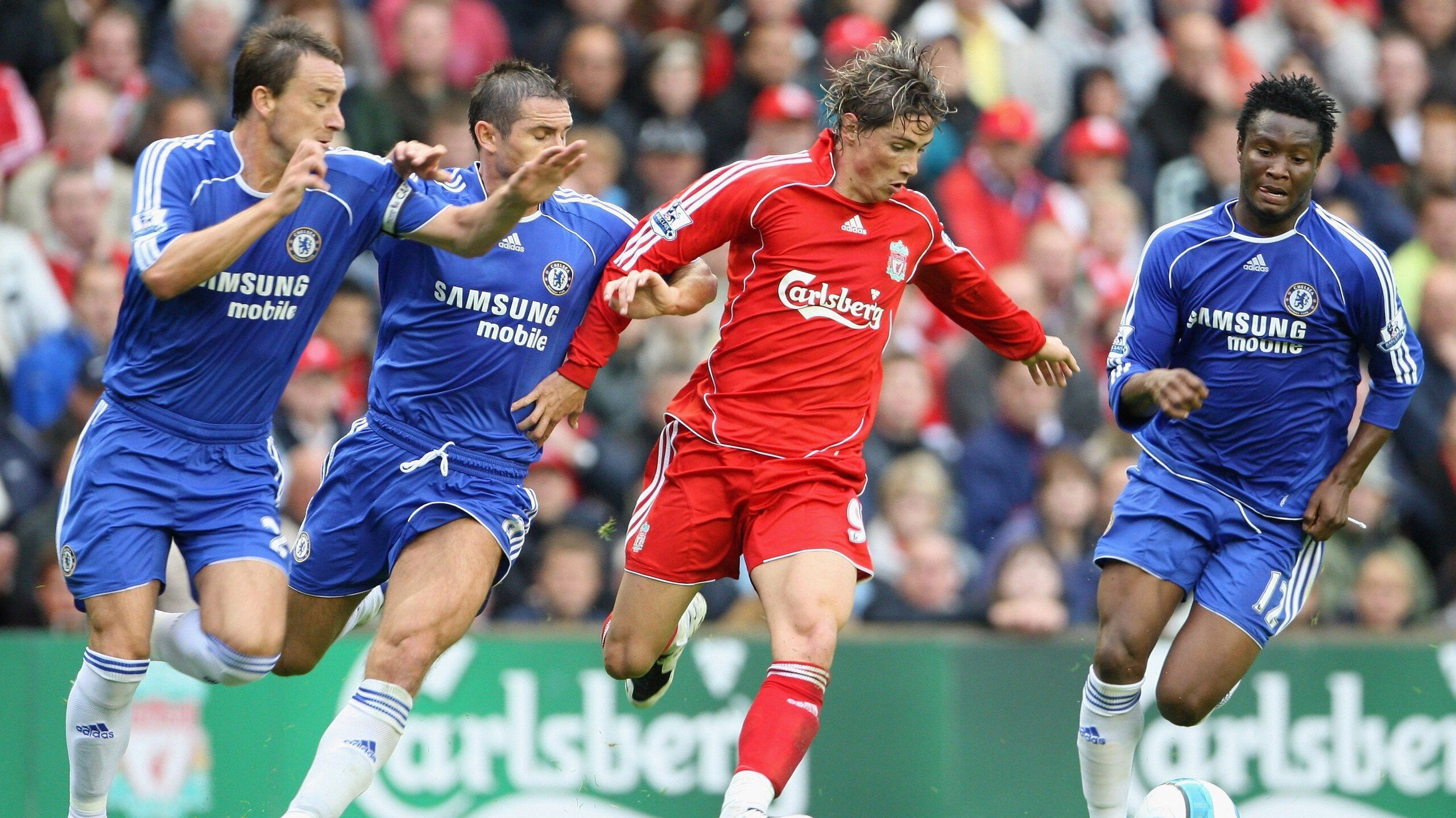 WRC赛道解析:翻越山丘与泥泞赛段的王者之战,wrc越野车